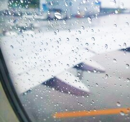 飛行機の窓からの景色　Scenery from the window of the airplane